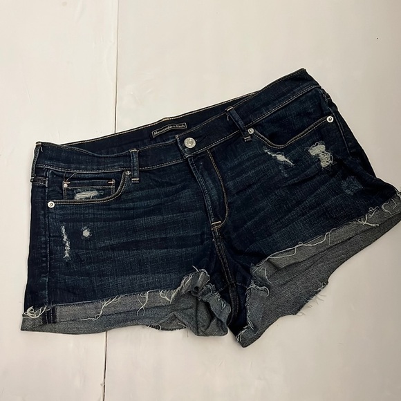 Abercrombie and Fitch distressed cut off jeans shorts size 30 - Picture 1 of 8